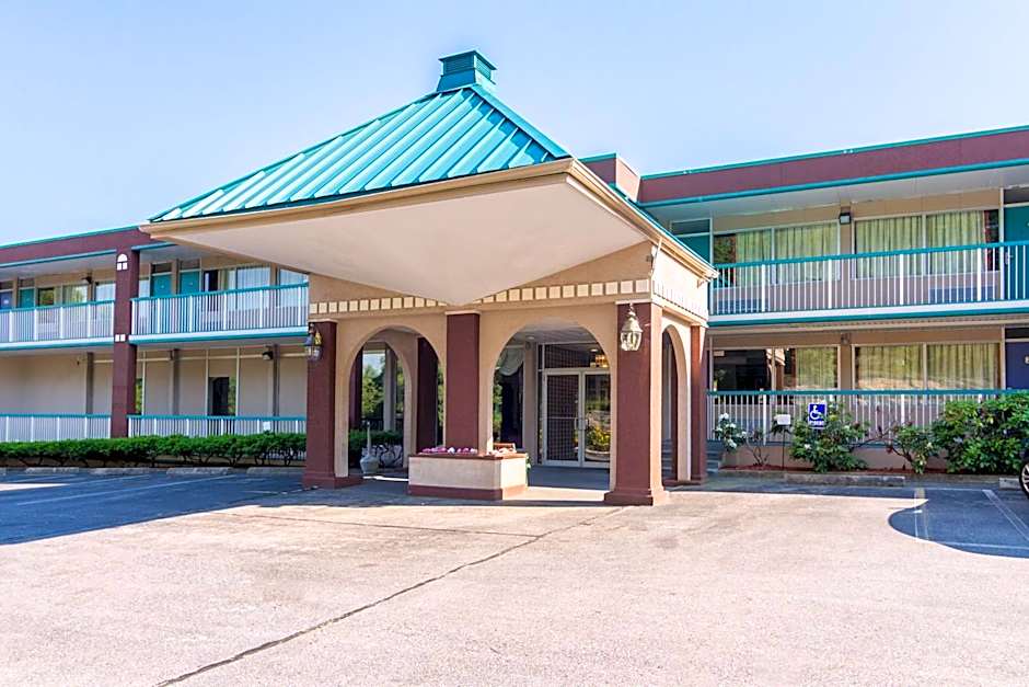 Photo 1 of 28 of Motel 6-Groton, CT - Casinos nearby