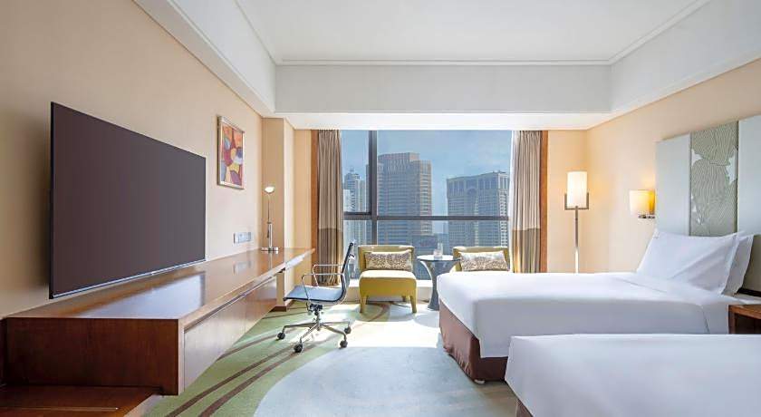 Holiday Inn Qingdao City Center By IHG