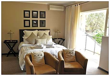 Queen Room with Balcony