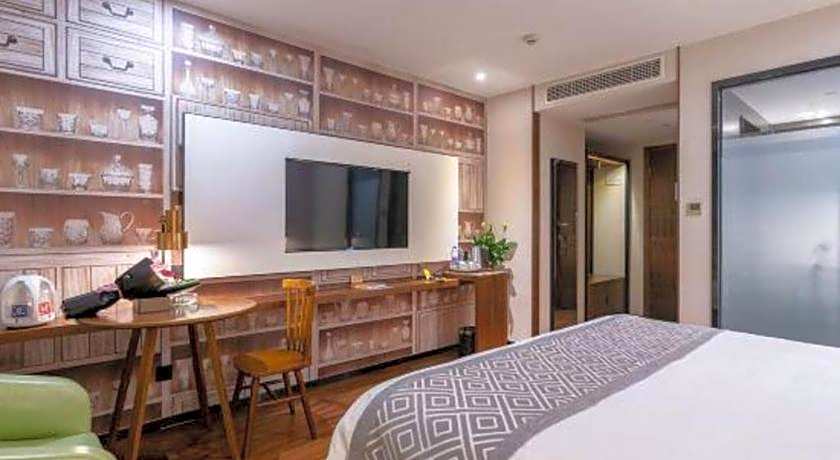 GEM Hotel Ningbo Jiangbei District Hongtang Haide Square
