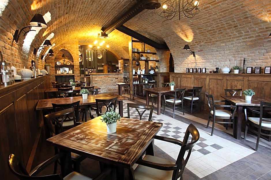 Arhiv Boutique House