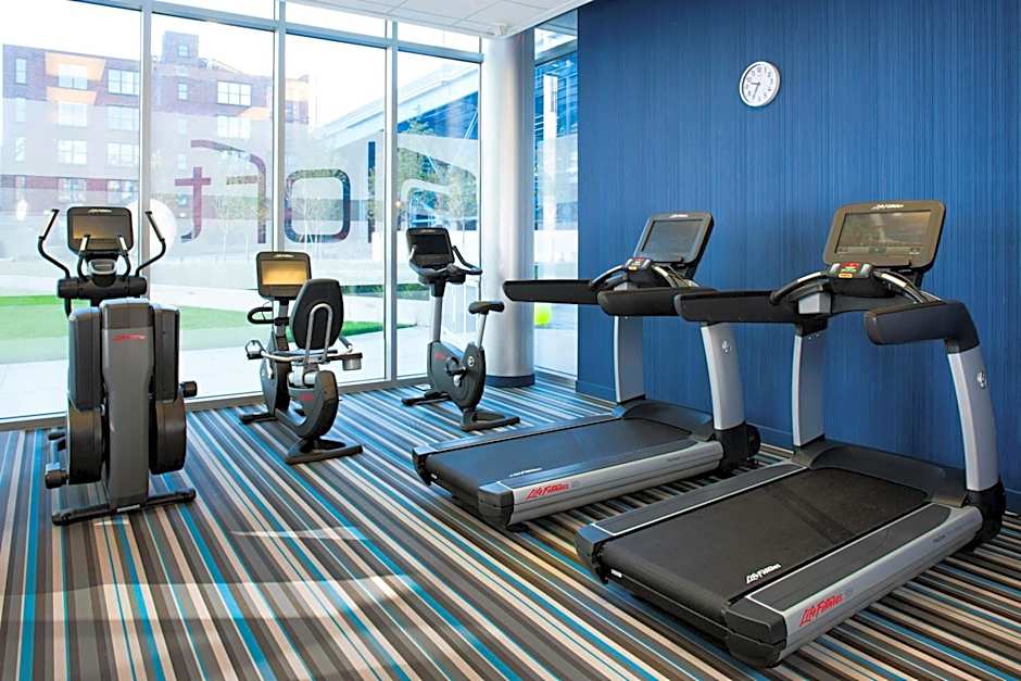 Aloft Cleveland Downtown