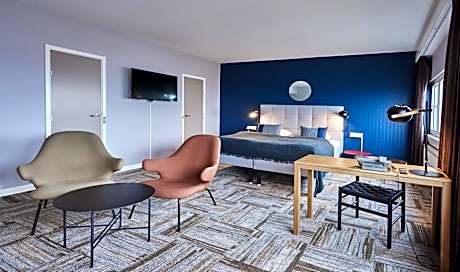 Superior Double or Twin Room with City View