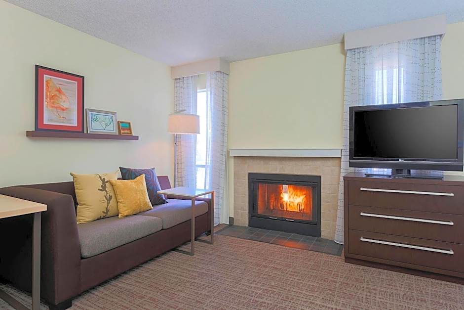 Residence Inn by Marriott Bakersfield