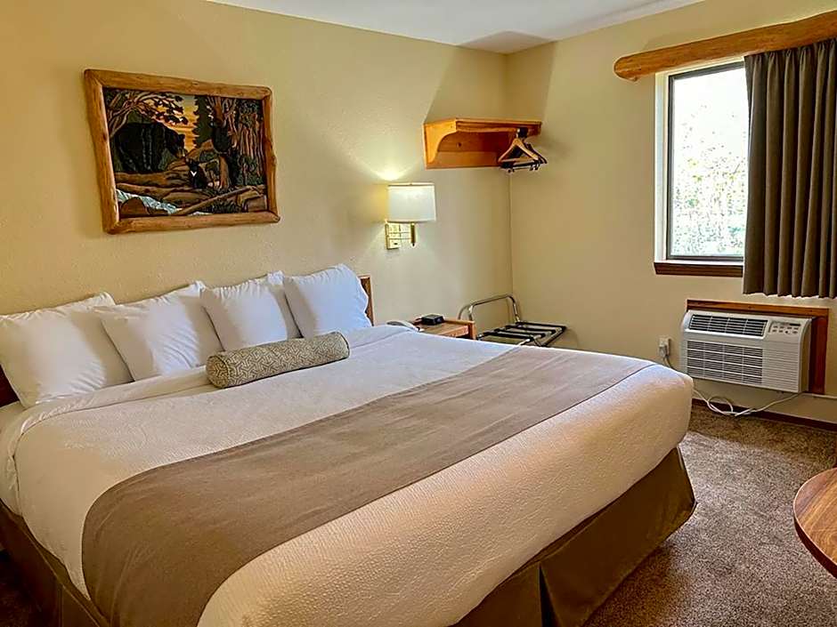 Beartooth Hideaway Inn & Cabins