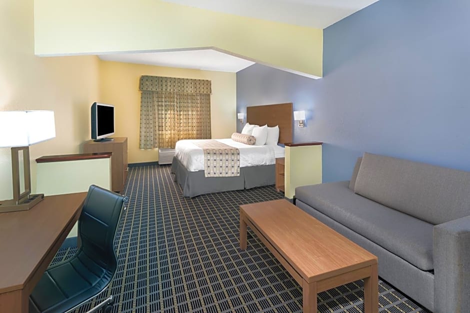 Days Inn & Suites by Wyndham Union City