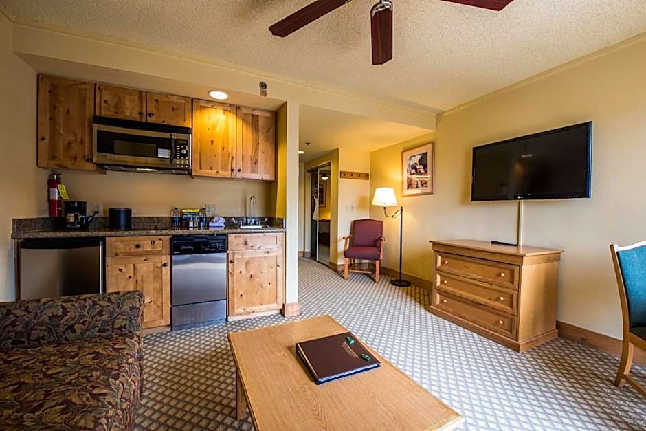The Grand Lodge, A Vail Resorts Property
