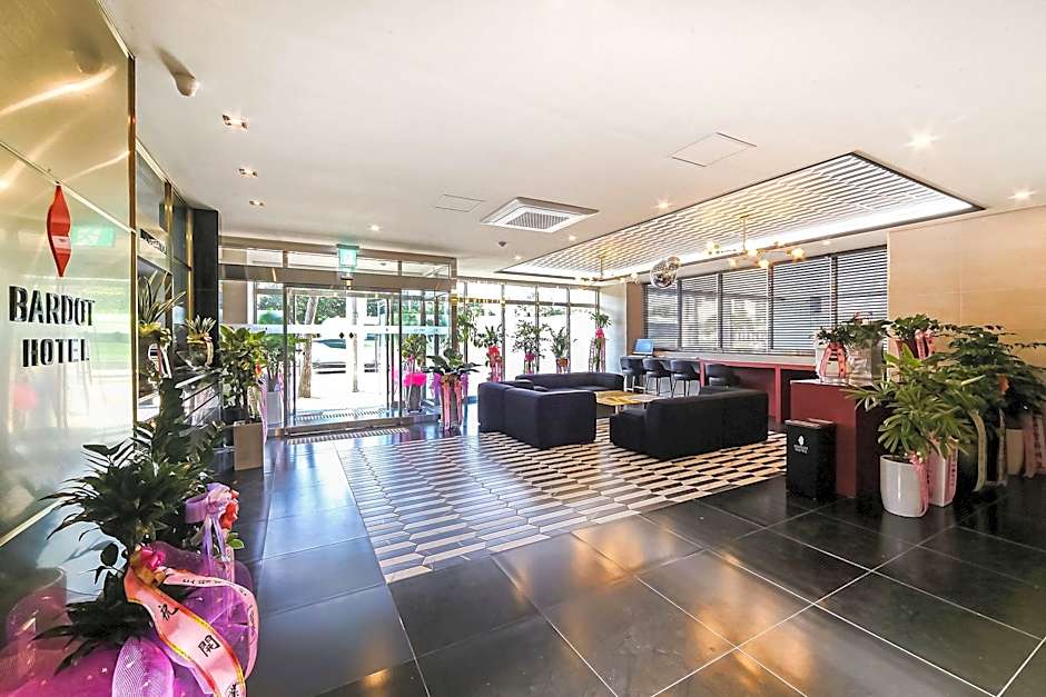 BON hotel