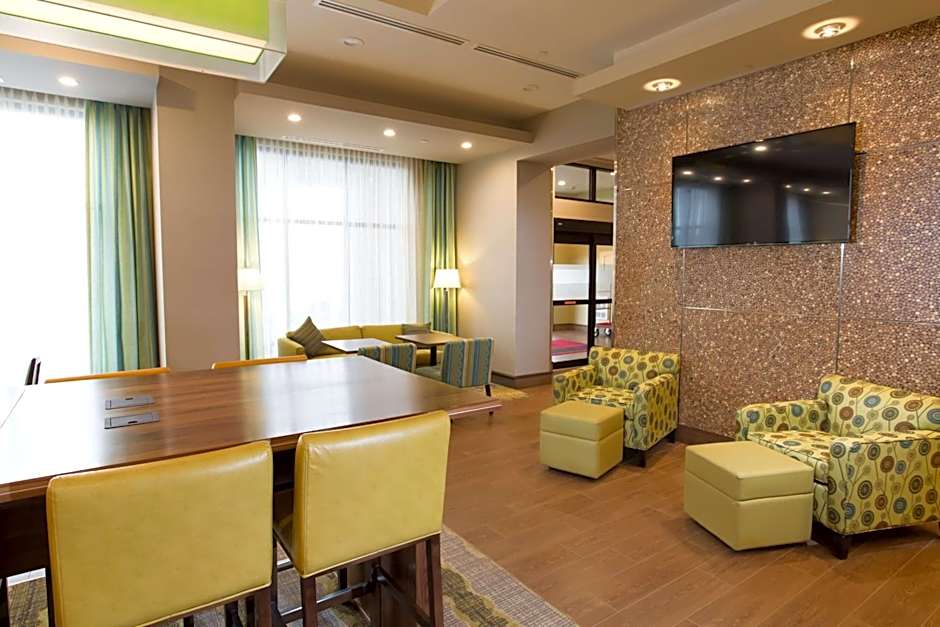 Hampton Inn By Hilton Lloydminster