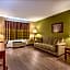Super 8 by Wyndham Waterloo