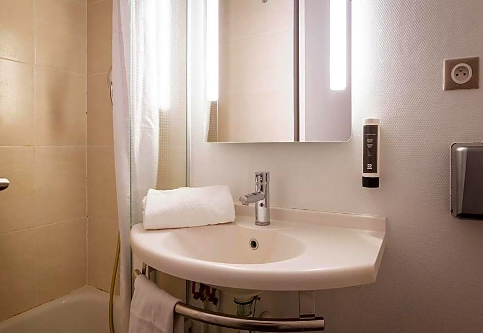 B&B HOTEL Avignon 1