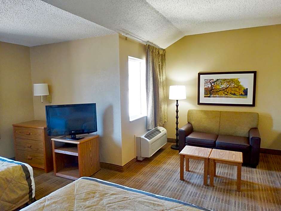 Extended Stay America Select Suites - Providence - Airport