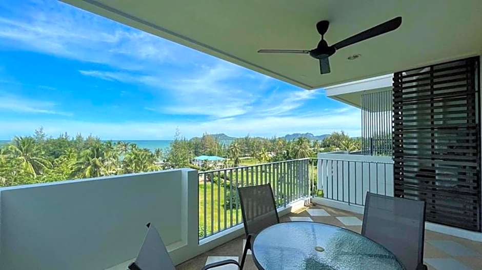 The Sea Condominium SeaView