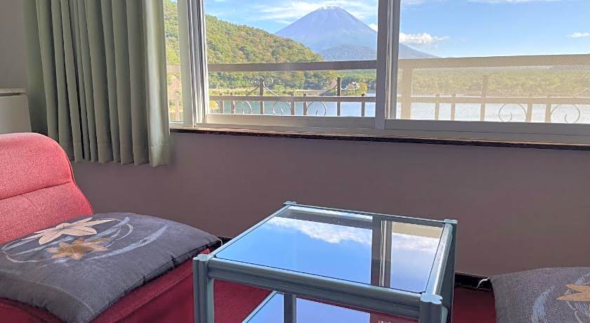Shoji Lake Hotel