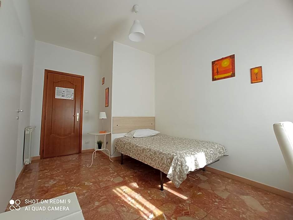 Bed & Breakfast Fontanarossa Airport -Private Parking-