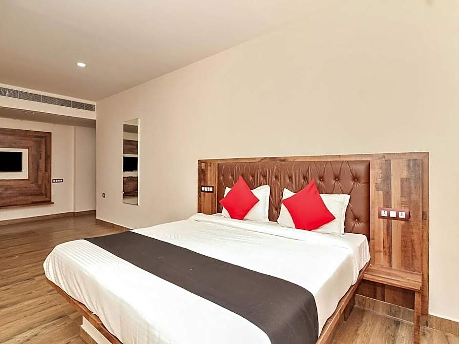 Super Townhouse Vanasthalipuram formerly Hotel Surabhi