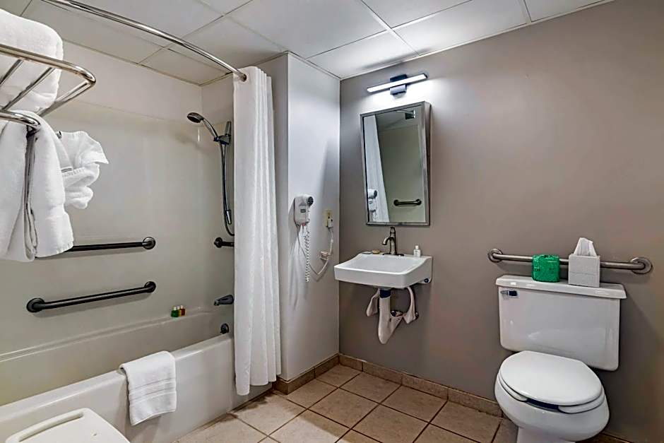 Black Bear Inn, an Ascend Collection Hotel