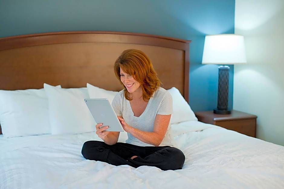 AmericInn by Wyndham Burlington