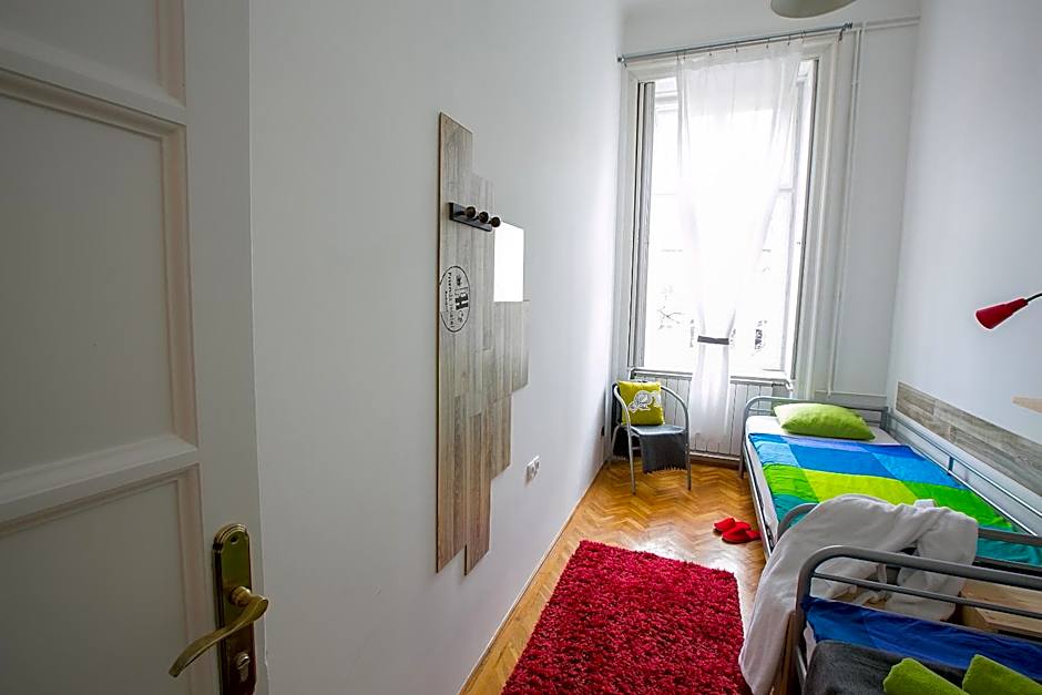 Friends Hostel & Apartments