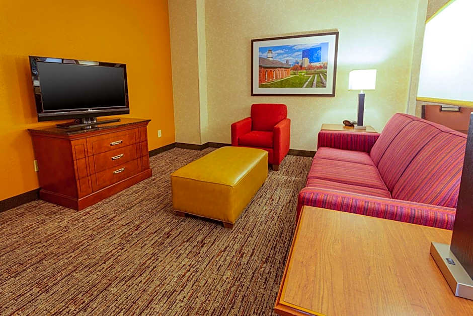 DRURY INN & SUITES INDIANAPOLIS NORTHEAST