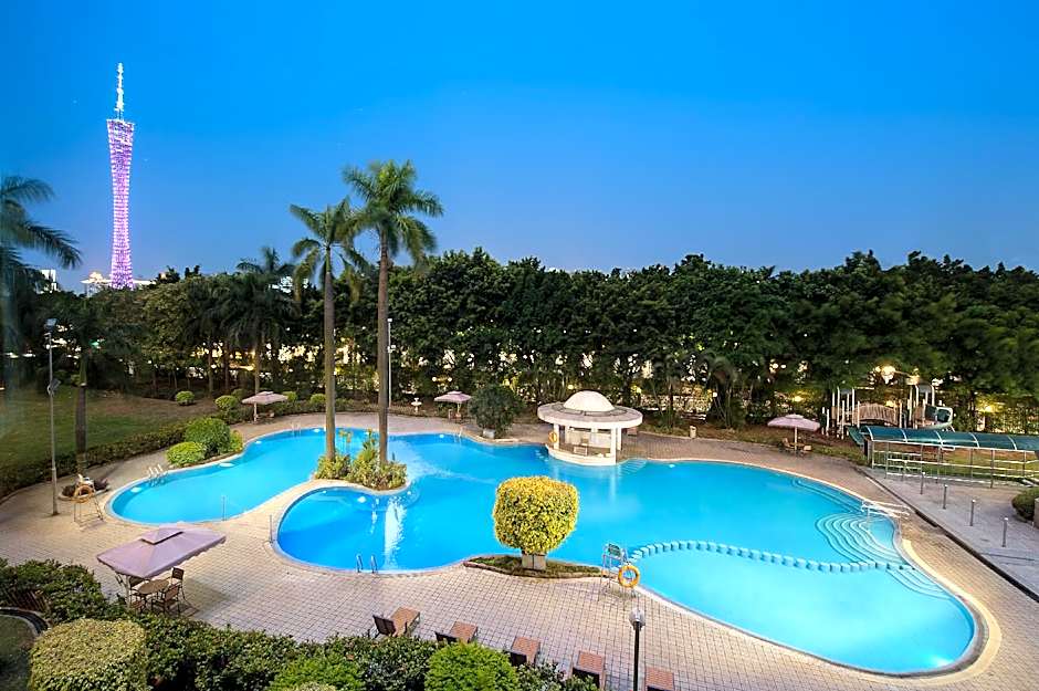 Ramada Pearl
