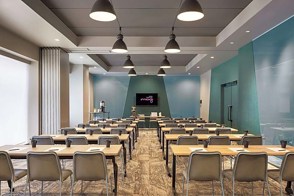 Moxy Tokyo Kinshicho