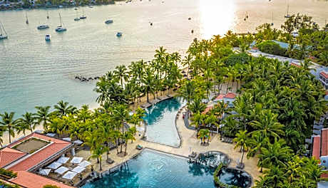 Mauricia Beachcomber Resort & Spa