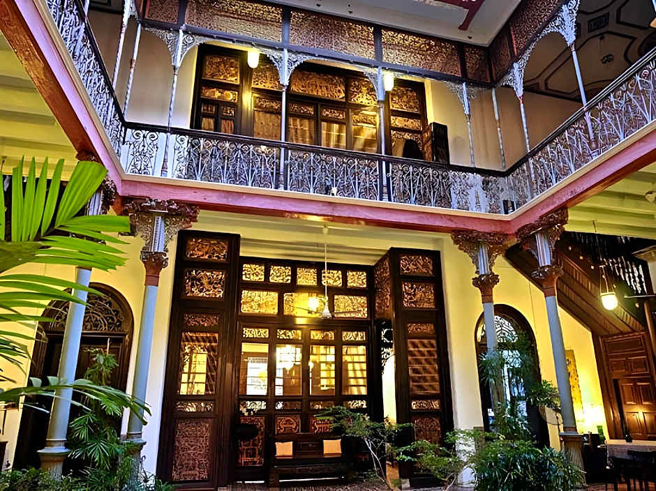 Cheong Fatt Tze - The Blue Mansion