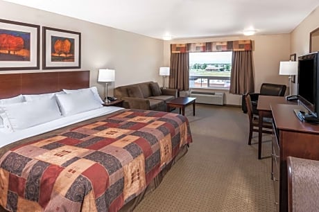 King Room - Disability Access - Non-Smoking