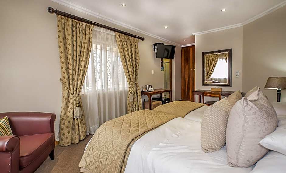 Sunward Park Guest House