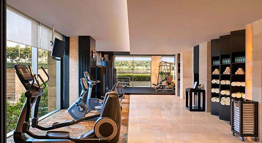 Courtyard by Marriott Gurugram Downtown