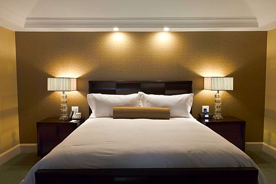 Town & Country Inn and Suites