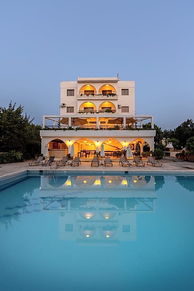 Stephanos Hotel Apartments