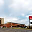 Ramada Hotel & Convention Center by Wyndham Topeka Downtown