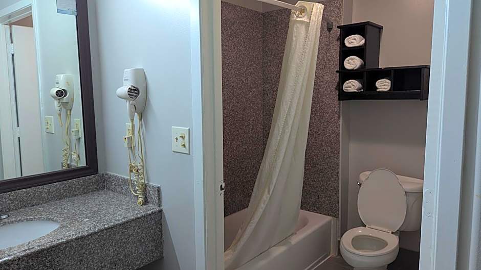 Super 8 by Wyndham Houston/Willowbrook/Hwy 249