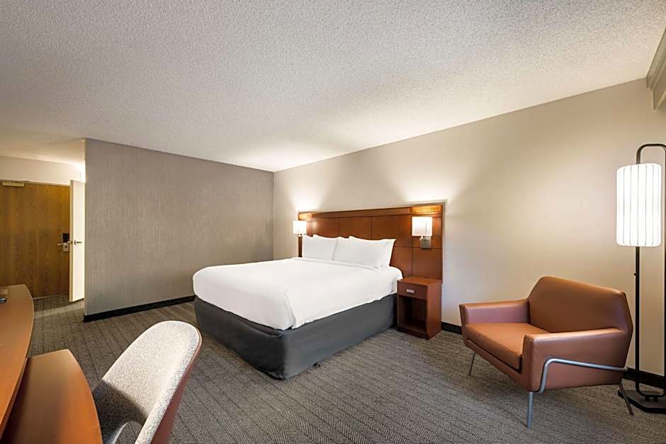 Sonesta Select San Jose Airport