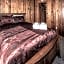 Alpine Cabin, 3 Bedrooms, Deck, Sleeps 8