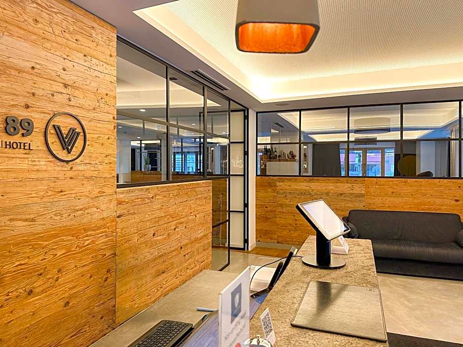 VI VADI HOTEL BAYER 89