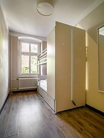 Twin Room (bunk beds)