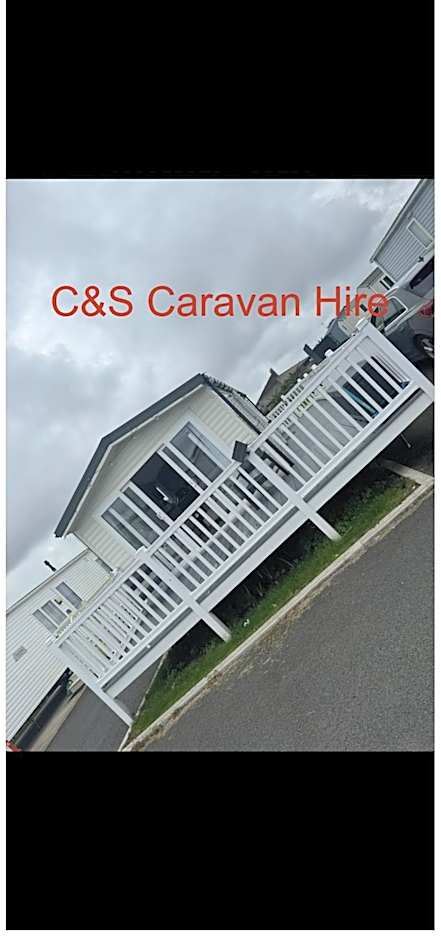 Cosy Caravan Lyons Robin Hood