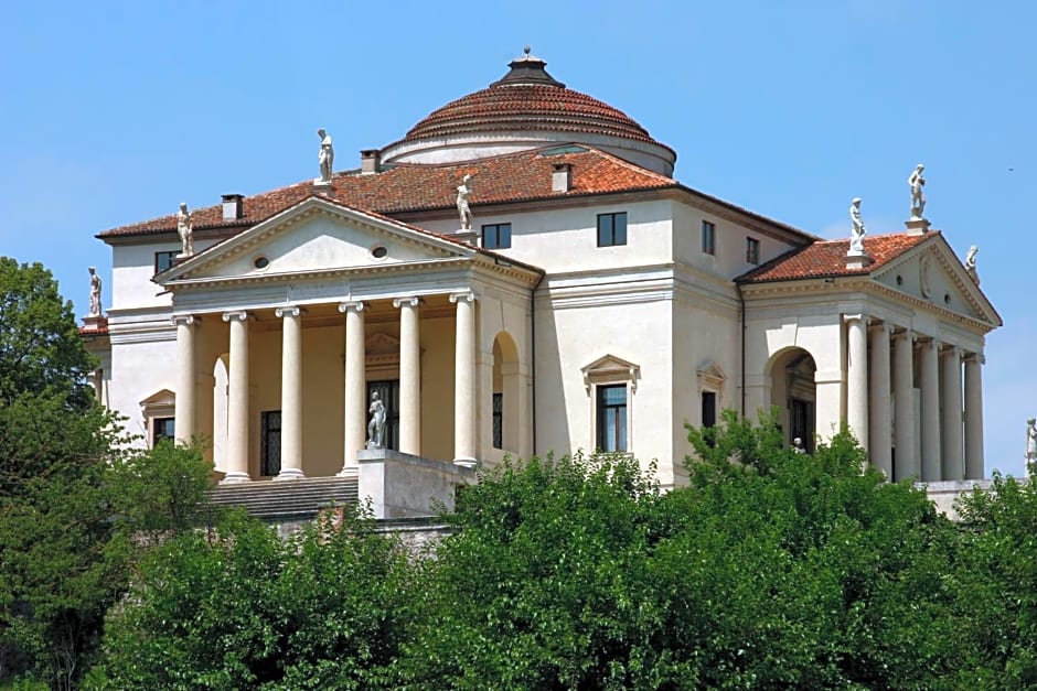Villa Scalabrini