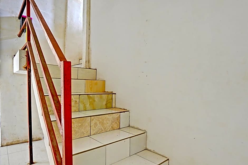 OYO LIFE 92077 Tarlo Guest House 3