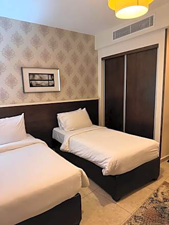 Standard Twin Suite