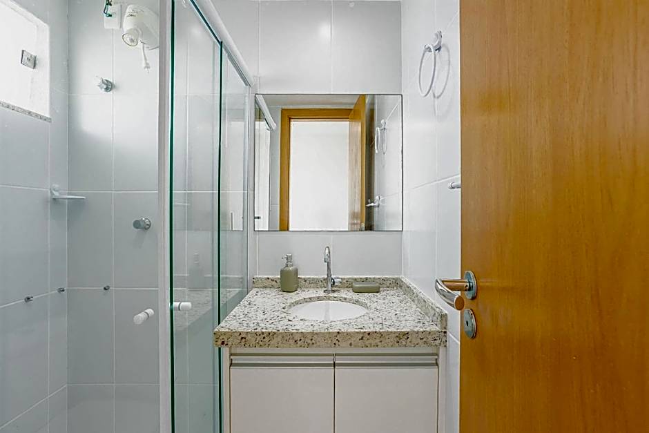 IT84 Wonderful 4-Suite Apartment, Right on the Beach - Itacimirim