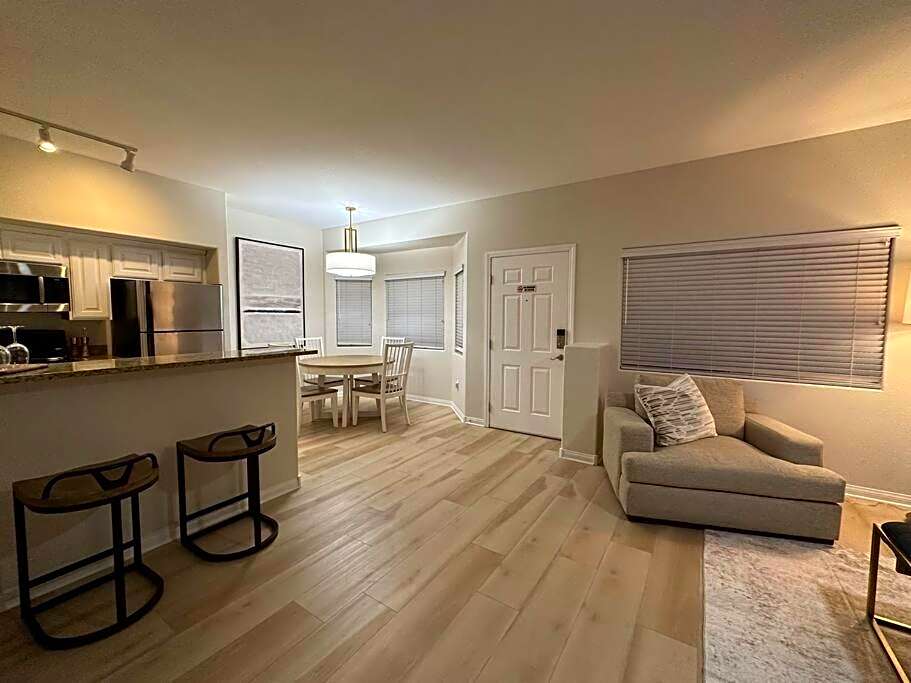 Mesquite Retreat 2 Bd Condo by Cool Properties LLC