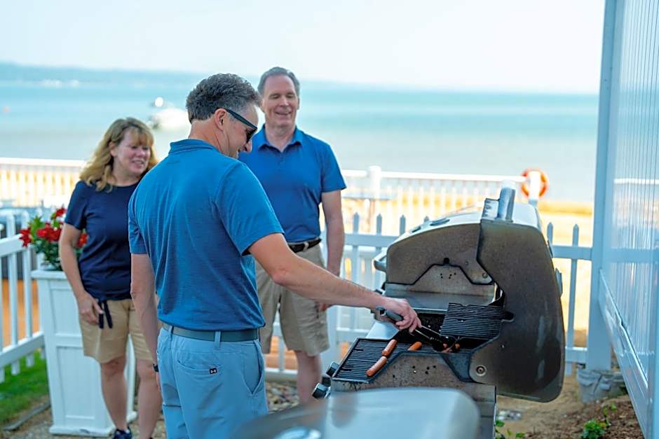 The Beach Haus - Traverse City