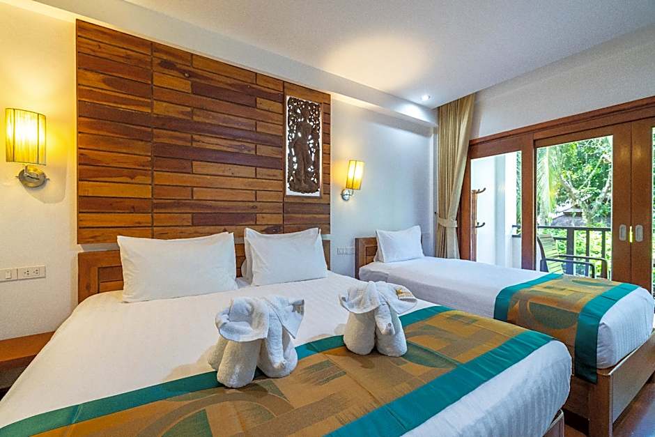 Phuket Meet Holiday Hotel