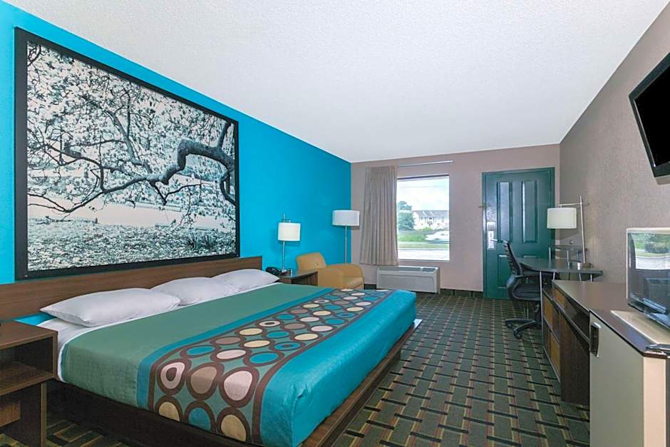 Super 8 by Wyndham Brunswick South/I-95