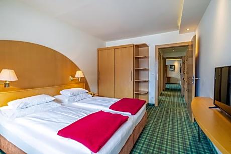 Family Room with Mountain View