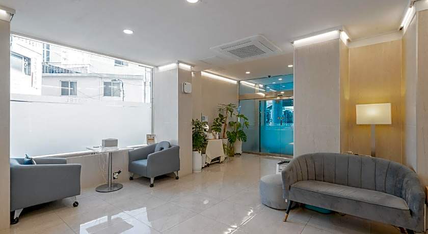 Pacific7 Hotel